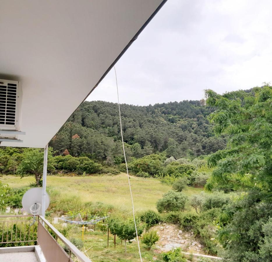 Odysseas Apartment สตาวรอส ภายนอก รูปภาพ