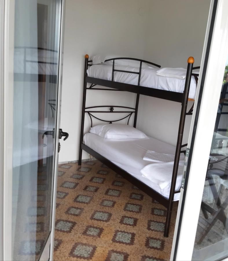 Odysseas Apartment สตาวรอส ภายนอก รูปภาพ