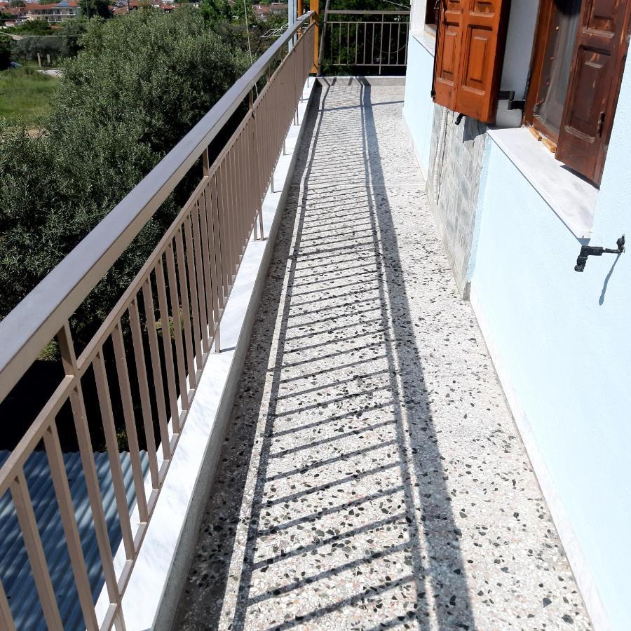 Odysseas Apartment สตาวรอส ภายนอก รูปภาพ